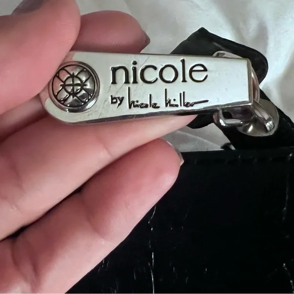 Nicole by Nicole Miller black gold over crossbody - Picture 8 of 12